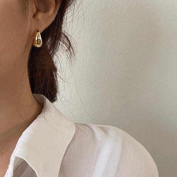 Tear Drop One Touch Earrings - Picture 2 of 3